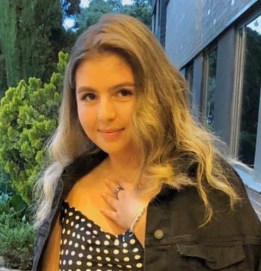 Laura G.